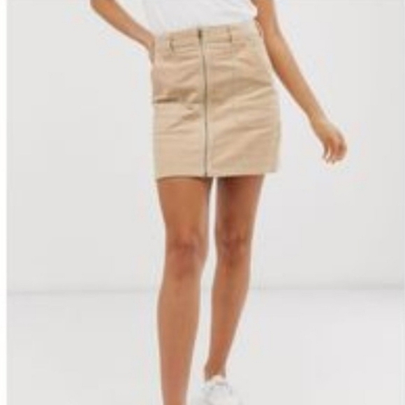 Hollister Ultra High Rise Tan Corduroy Mini Skirt Juniors Size 9 Full Zip Front - Picture 1 of 10